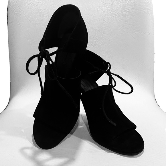 NEW in Box Alexander Wang Black Ellen Stilettos - Picture 3 of 9